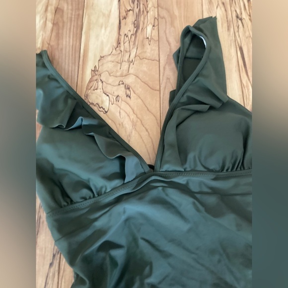 Swimsuits for Women Ruffled V Neck Lace Up Monokini Tummy Control One Piece sz M - Picture 5 of 6